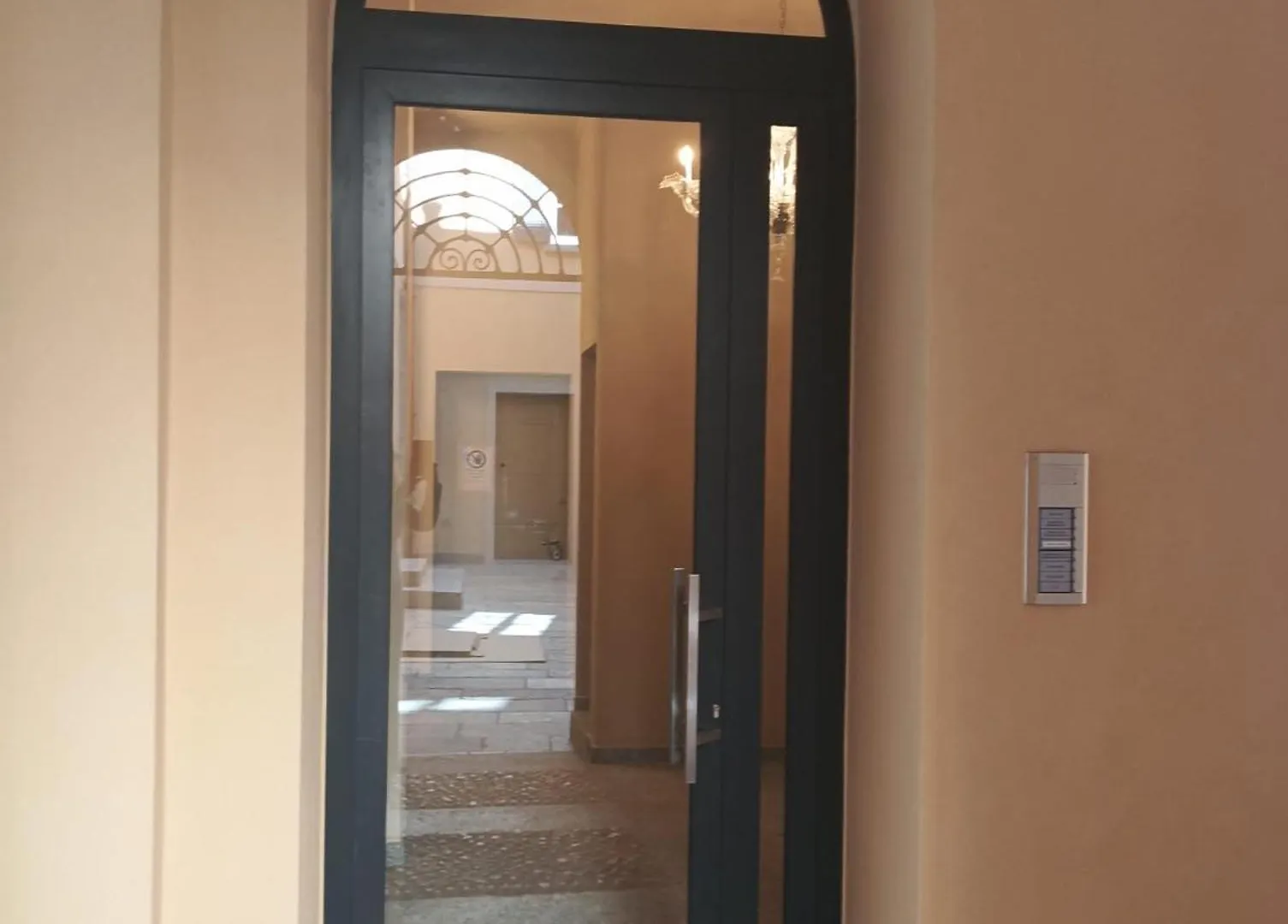 Elegance Family Apartment Como 0*,  Italien
