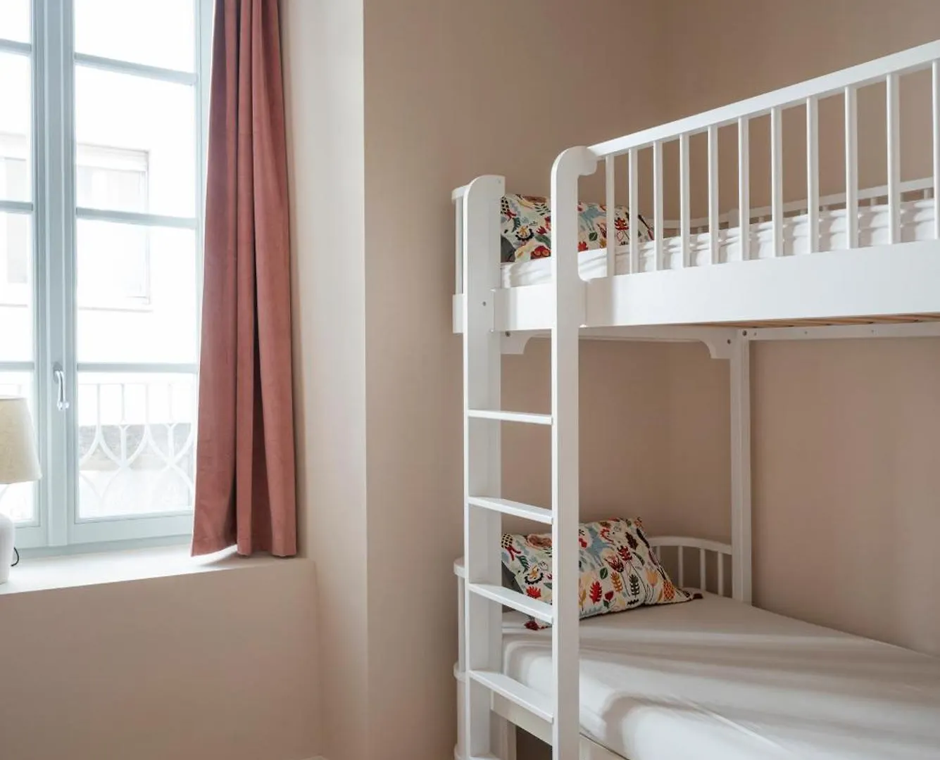 Elegance Family Apartment Como 0*,