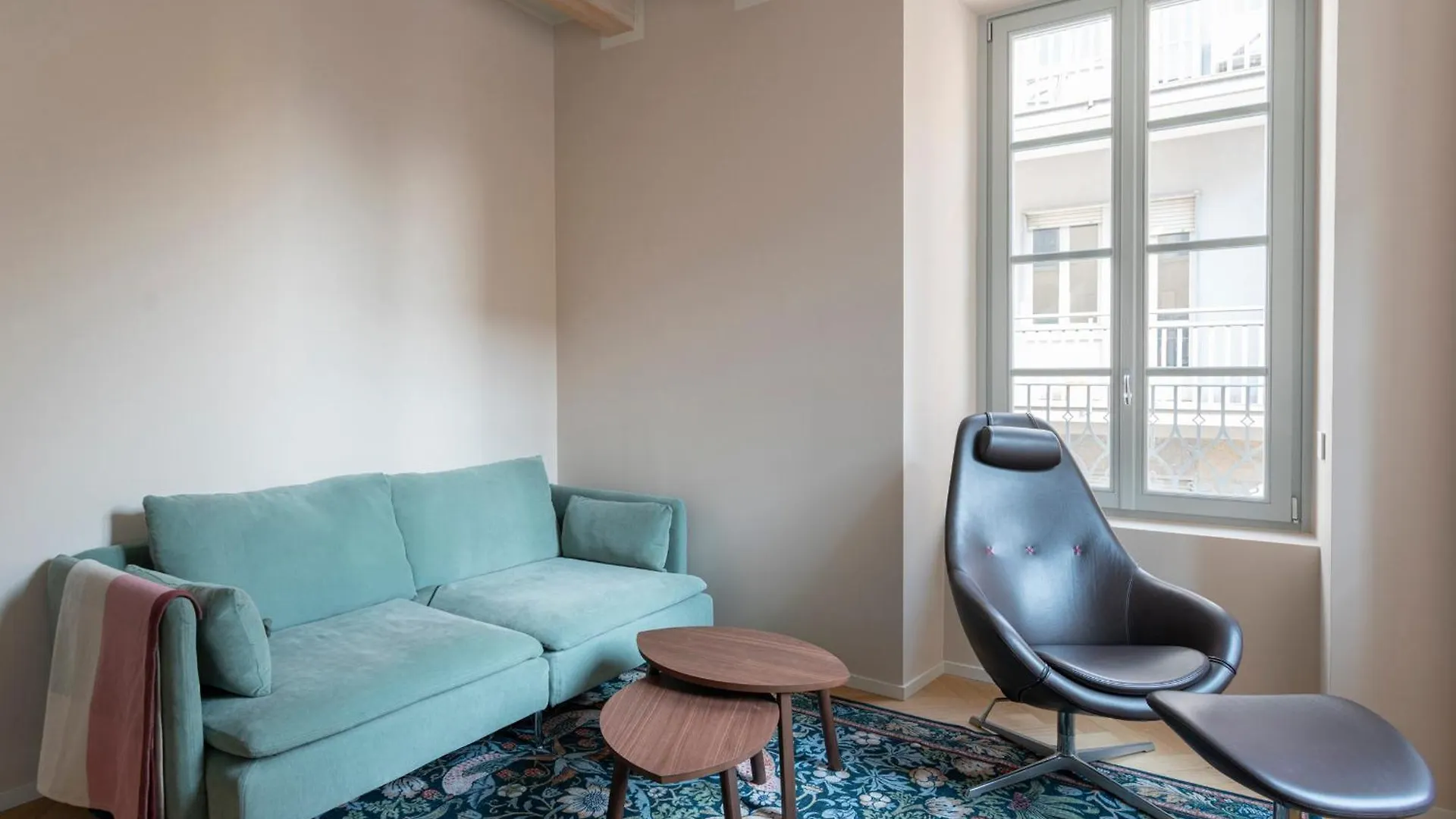 Elegance Family Apartment Como Italien