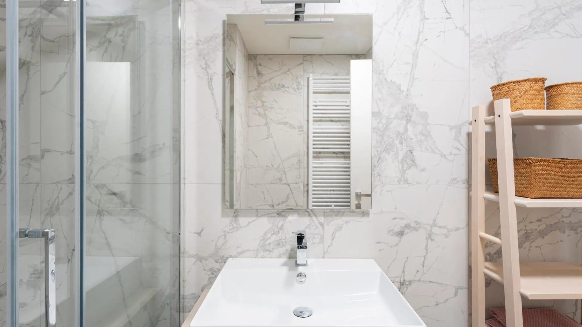 Elegance Family Apartment Como Italien
