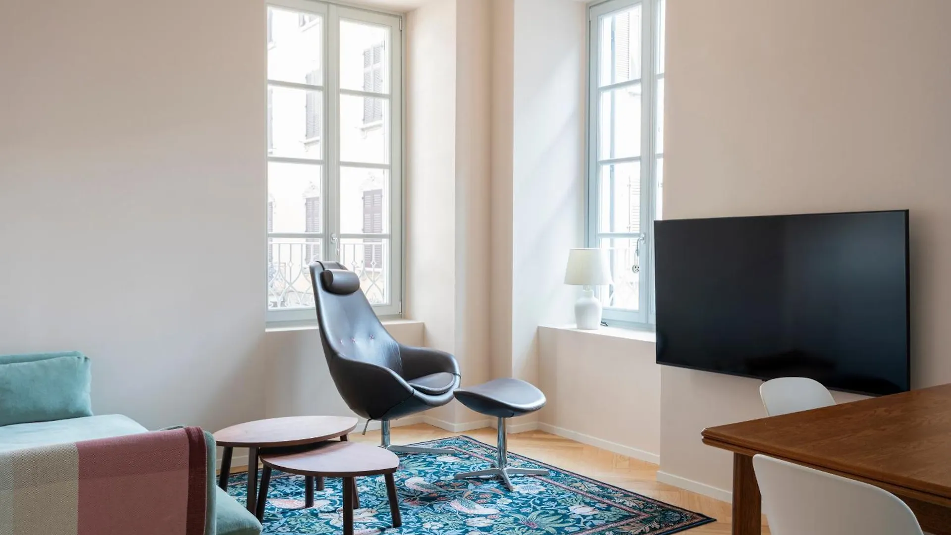 Elegance Family Apartment Como 0*,